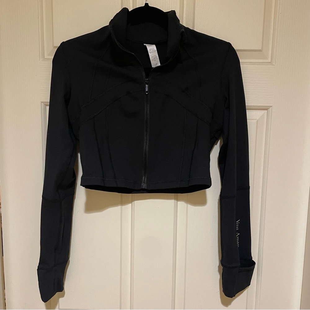 Vitae Apparel Range Body Crop Zip-Up Jacket